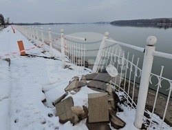 Видин - река Дунав - баржи - инцидент - свободно плаване - повредена инфраструктура