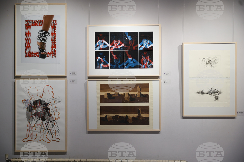 НХА - изложба графика - преподаватели и студенти