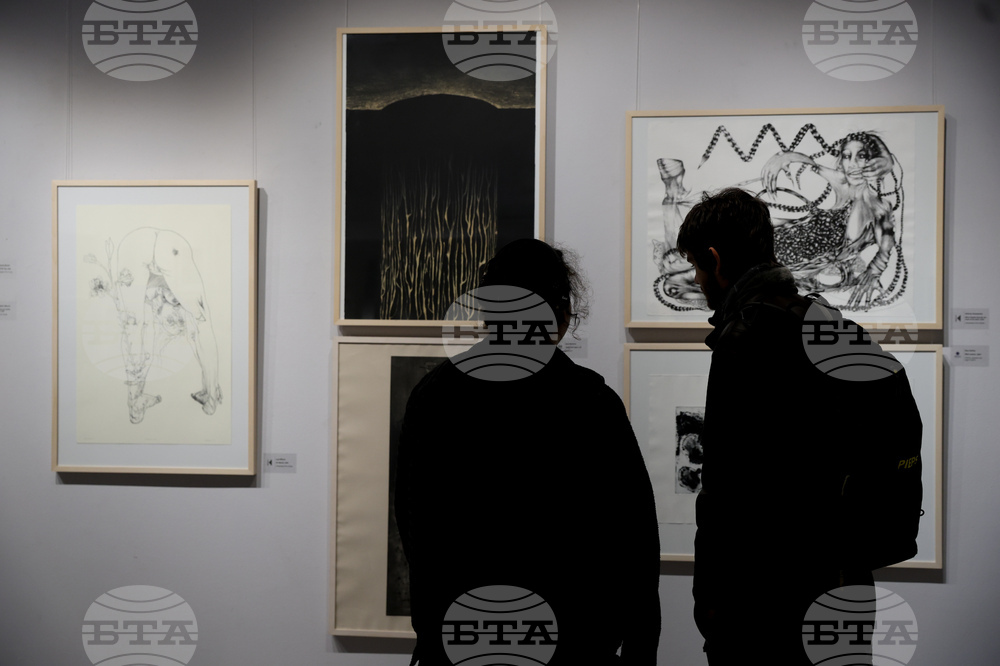 НХА - изложба графика - преподаватели и студенти