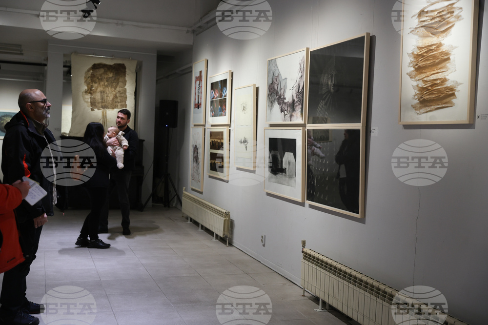 НХА - изложба графика - преподаватели и студенти