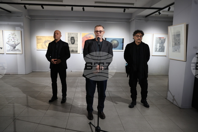 НХА - изложба графика - преподаватели и студенти