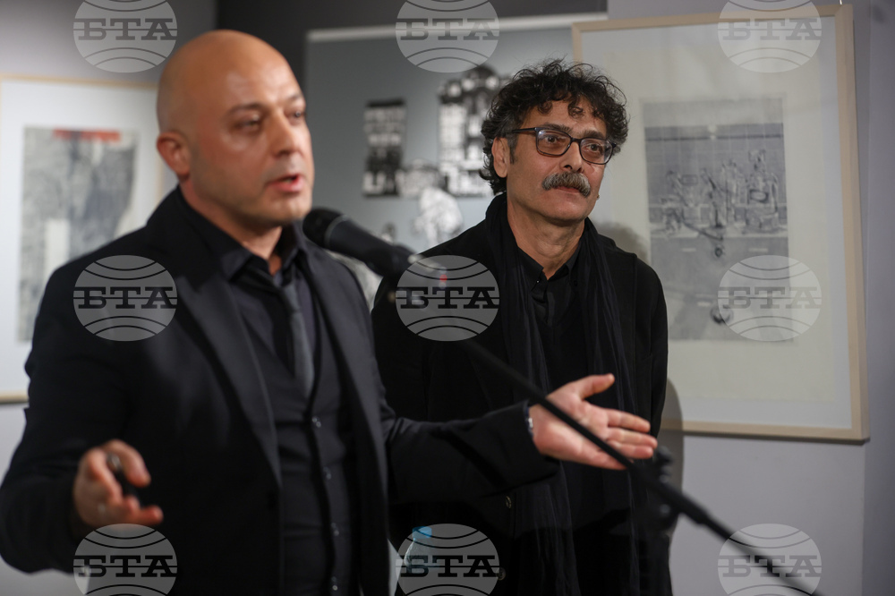 НХА - изложба графика - преподаватели и студенти