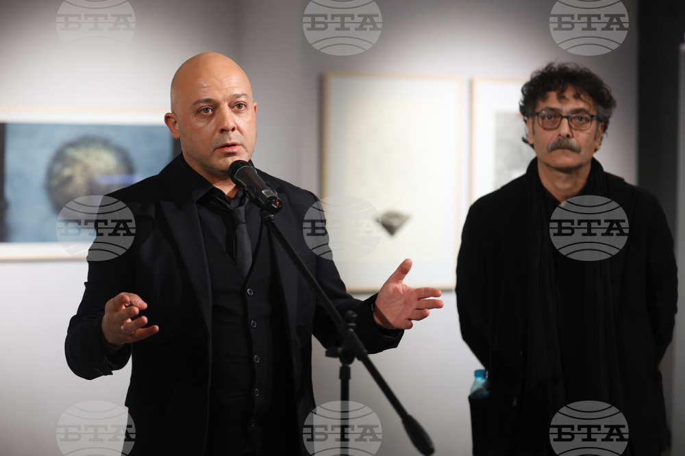 НХА - изложба графика - преподаватели и студенти