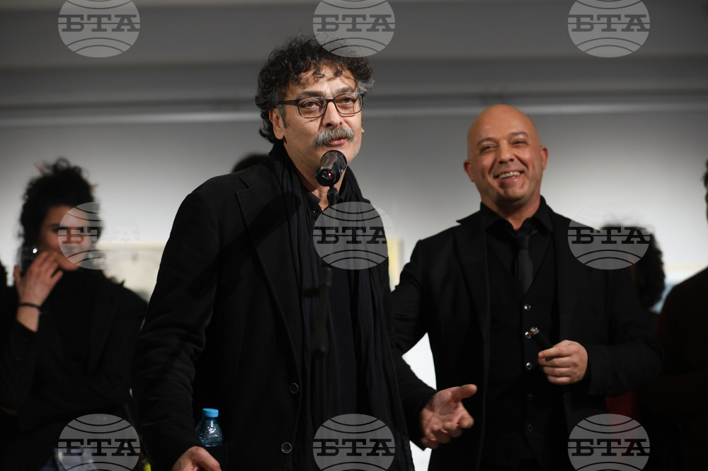 НХА - изложба графика - преподаватели и студенти