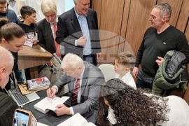 Пловдив - „Осмото тепе“ - книга  - представяне