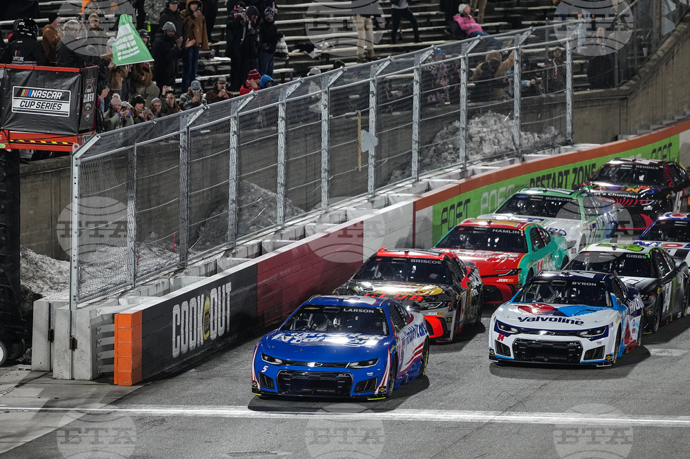 NASCAR The Clash Auto Racing