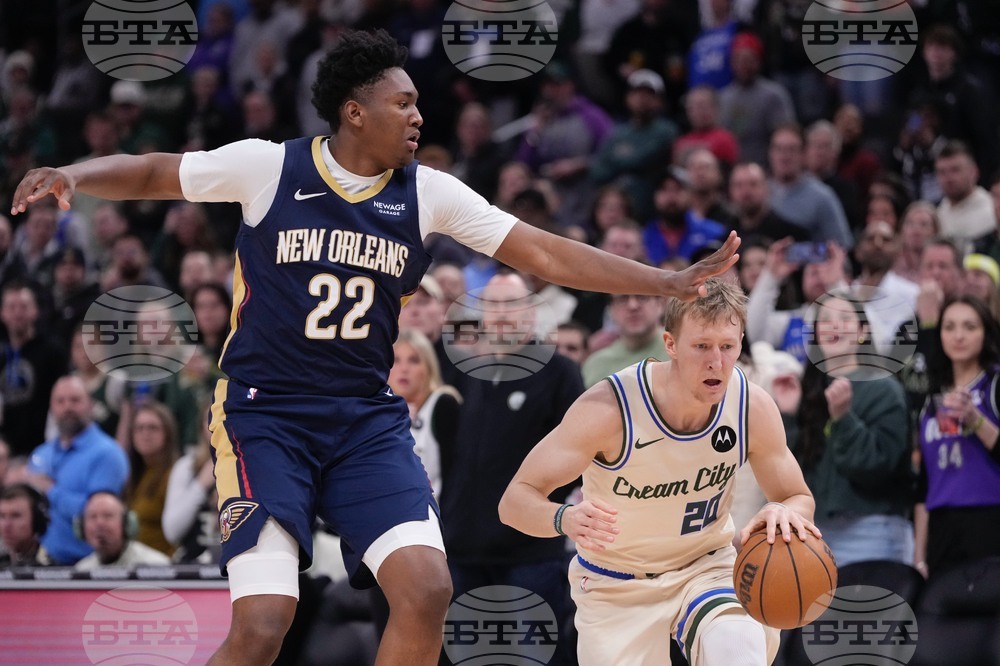 Pelicans Bucks Basketball