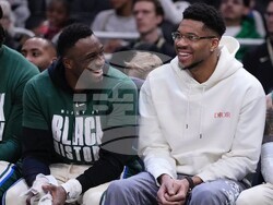 Pelicans Bucks Basketball