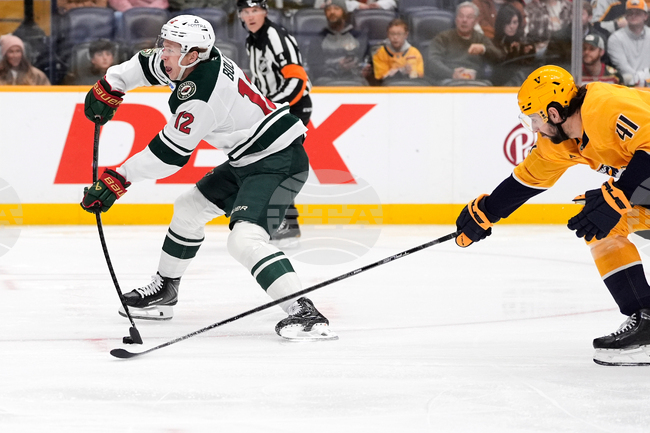 APTOPIX Wild Predators Hockey