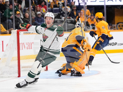 APTOPIX Wild Predators Hockey