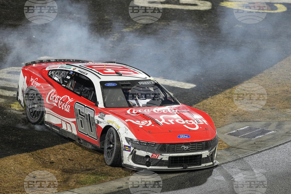 NASCAR The Clash Auto Racing