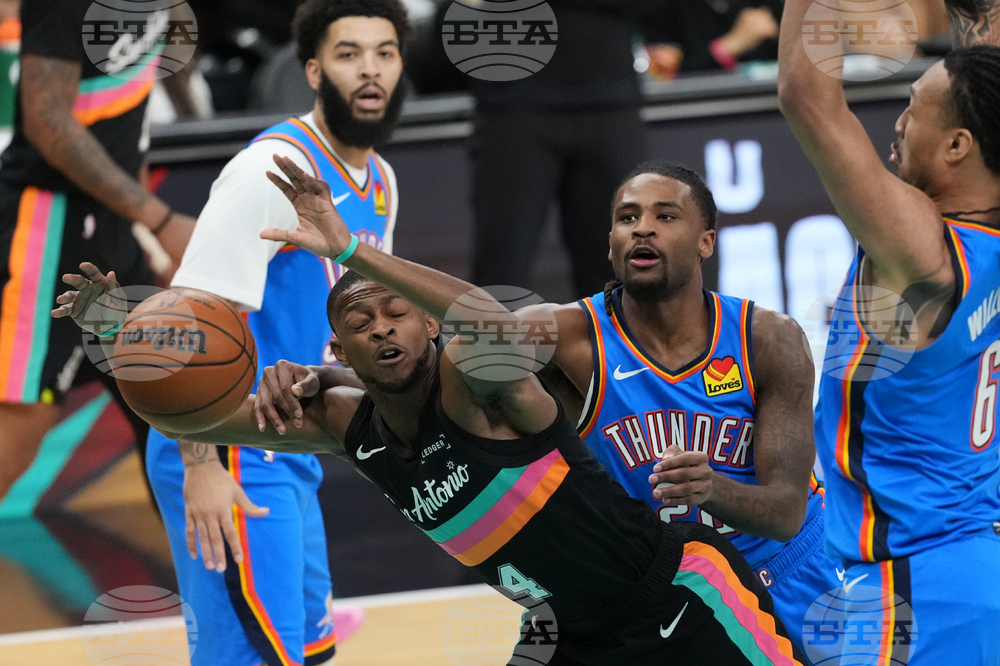 Thunder Spurs Basketball