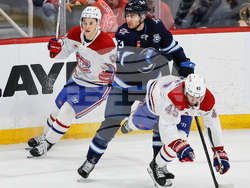 Canadiens Jets Hockey