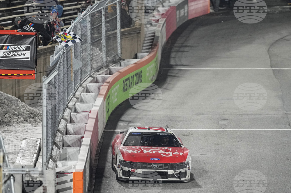 NASCAR The Clash Auto Racing