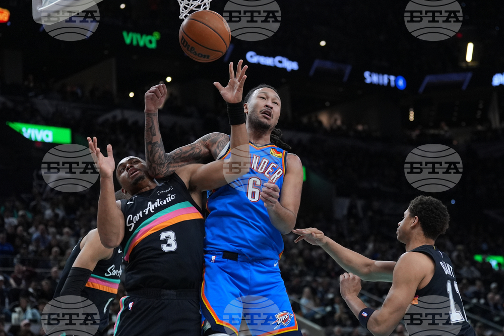 Thunder Spurs Basketball
