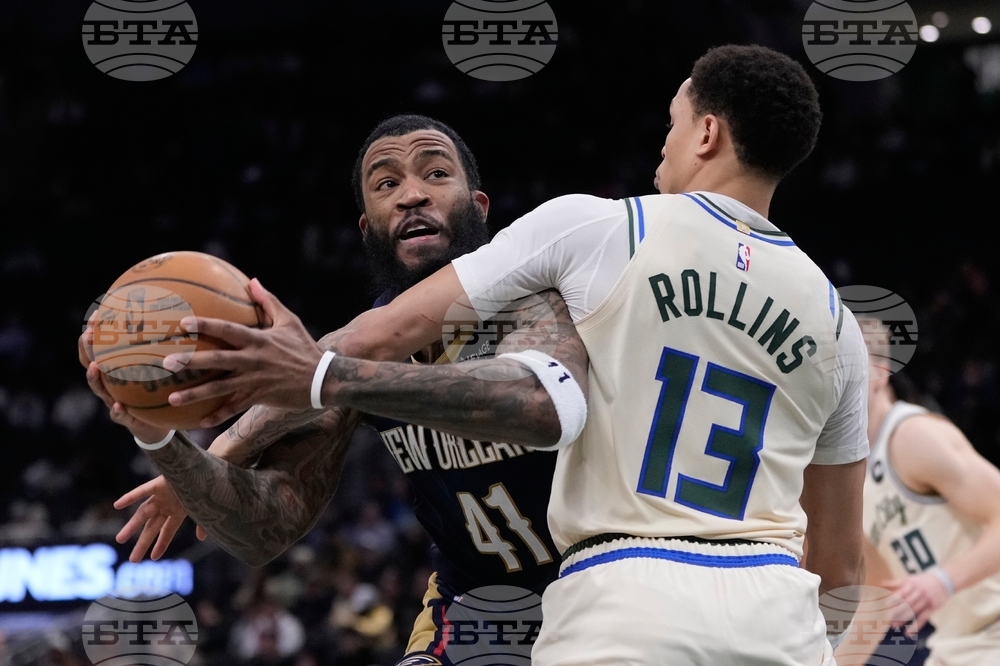 Pelicans Bucks Basketball