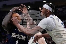 Pelicans Bucks Basketball