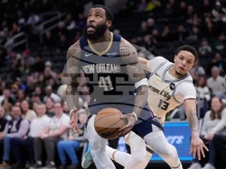 Pelicans Bucks Basketball