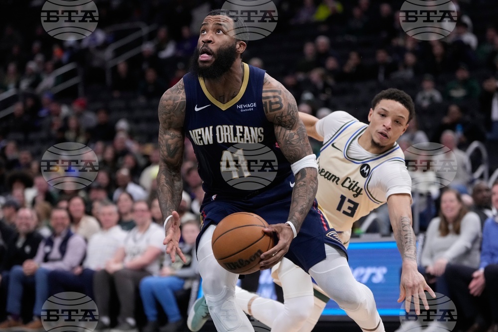 Pelicans Bucks Basketball