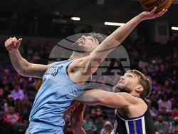 Grizzlies Kings Basketball