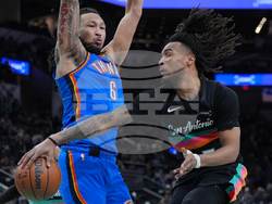 Thunder Spurs Basketball