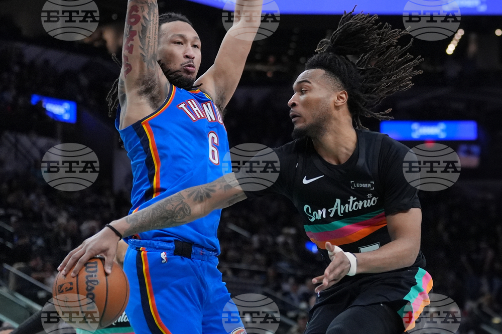 Thunder Spurs Basketball