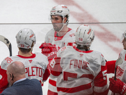 Redwings Mammoth Hockey