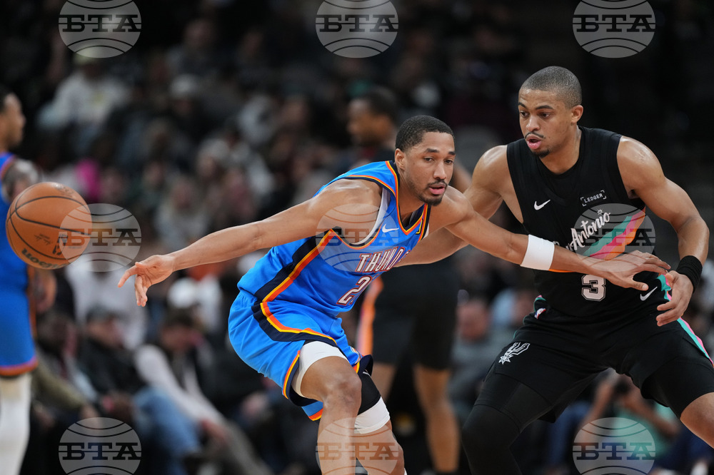 Thunder Spurs Basketball