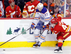 Oilers Flames Hockey