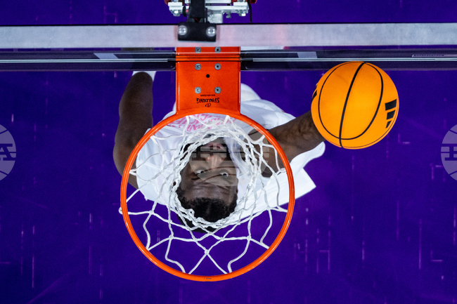 APTOPIX Iowa Washington Basketball