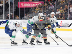 Canucks Golden Knights Hockey