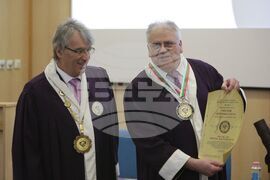 Медицински университет - София - почетно звание „Доктор хонорис кауза“ - Хайнц Рьотингер