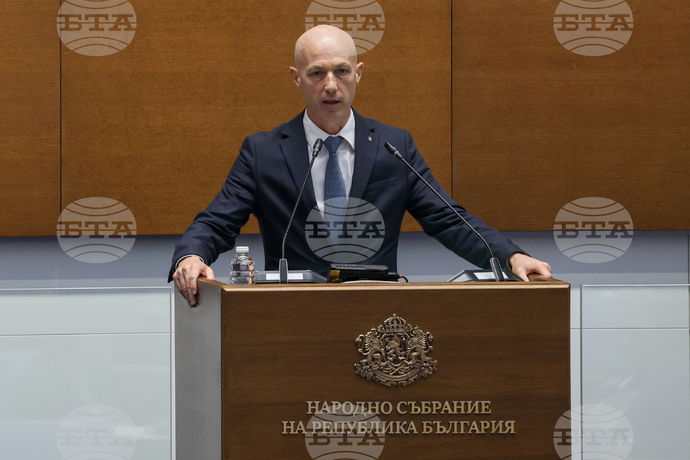 Народно събрание - заседание - Коста Стоянов