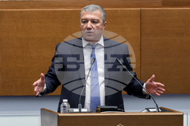 Народно събрание - заседание - Драгомир Стойнев