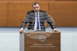 Народно събрание - заседание - Петър Петров