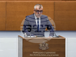 Народно събрание - заседание - Хайри Садъков