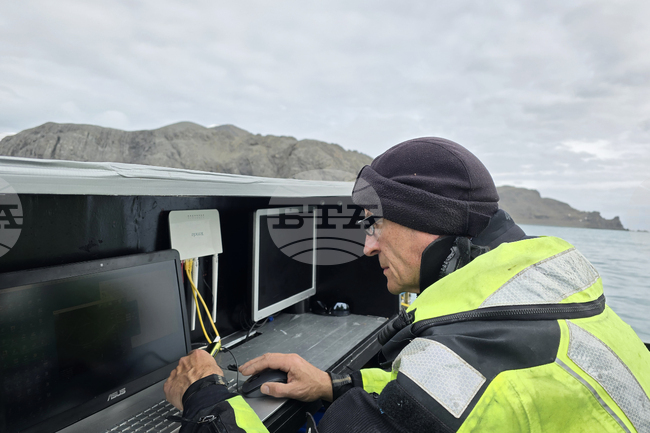 Antarctica - 34th Bulgarian Antarctic Expedition - Kiril Velkovsky - bathymetry