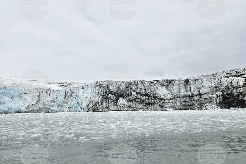 Antarctica - False Bay - View