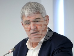 КНСБ - проблеми в промишлеността - пресконференция