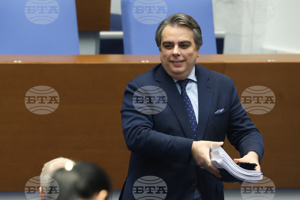 Народно събрание - заседание - Асен Василев