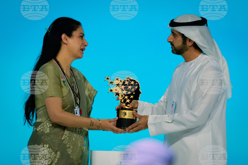 Индийска преподавателка, създала стотици учебни центрове, спечели наградата „Глобален учител“