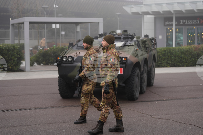 Италианският външен министър извика израелския посланик след огън срещу италиански миротворци в Ливан 