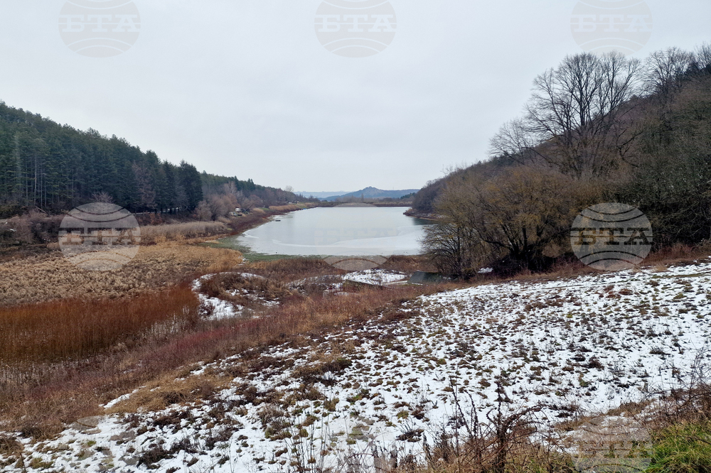 Разград - местността Пчелина - язовир - изглед