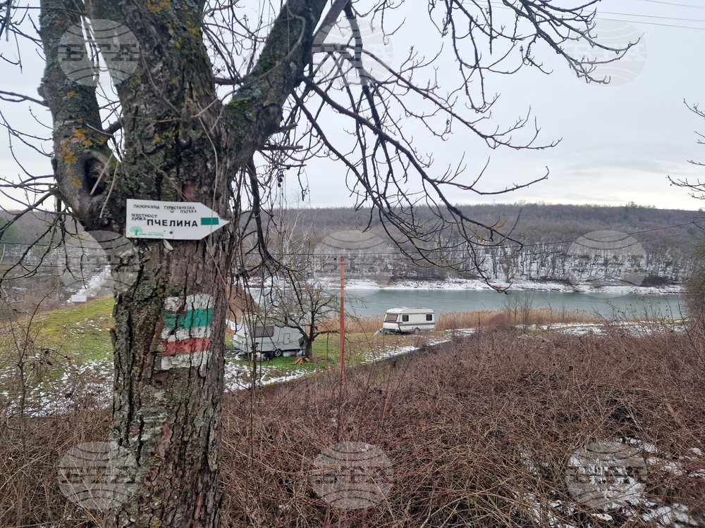 Разград - местността Пчелина - язовир - изглед