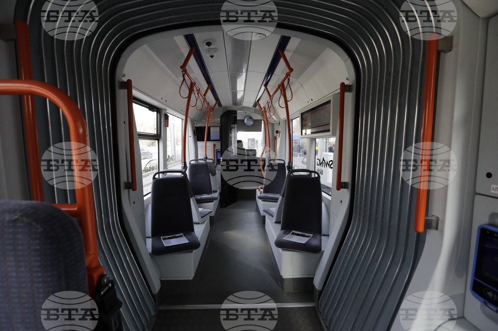 Столичен автотранспорт - нови нископодови трамваи