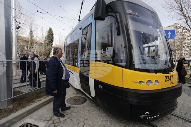 Столичен автотранспорт - нови нископодови трамваи
