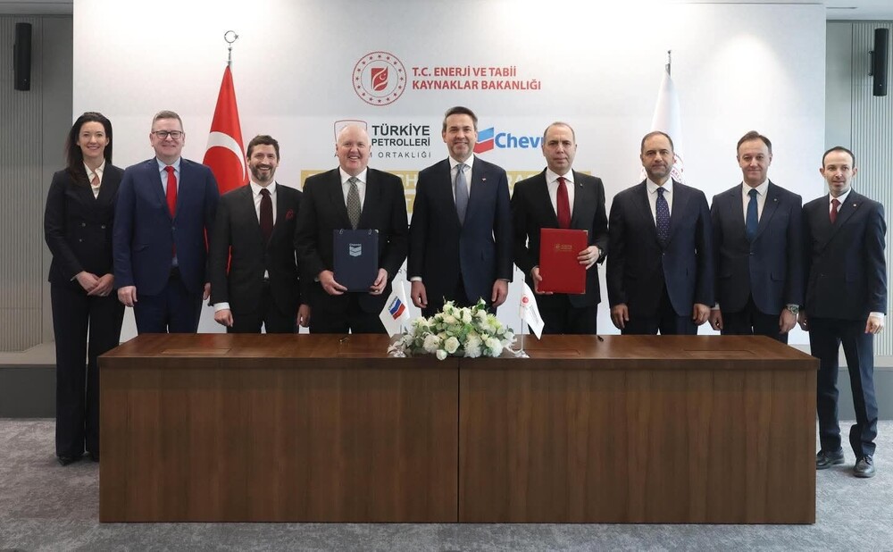 Турската петролна компания и американската „Шеврон“ подписаха споразумение за търсене и преработка на газ и петрол 