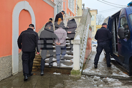 Свищов - Районен съд - насилие над животни - дело