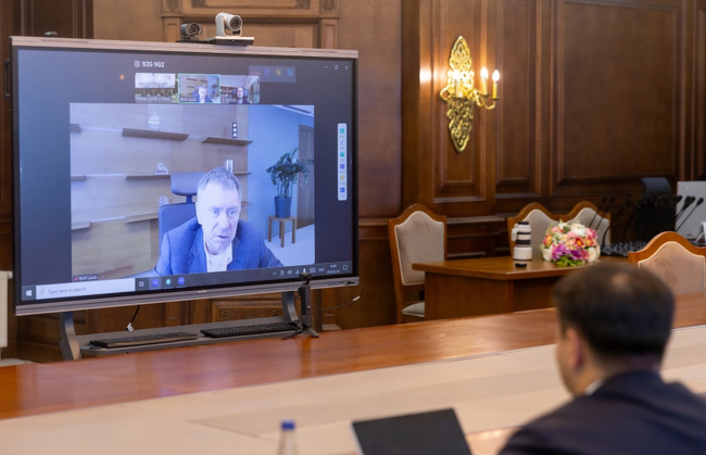 МОНЦАМЕ: Унгарската „ОТП Банк" проявява интерес към развиване на дейност в Монголия