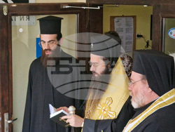 Бургас - Николай Чудотворец - плоча - освещаване